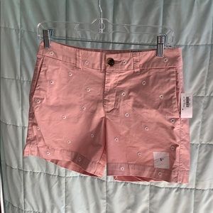 Pink daisy Old Navy shorts